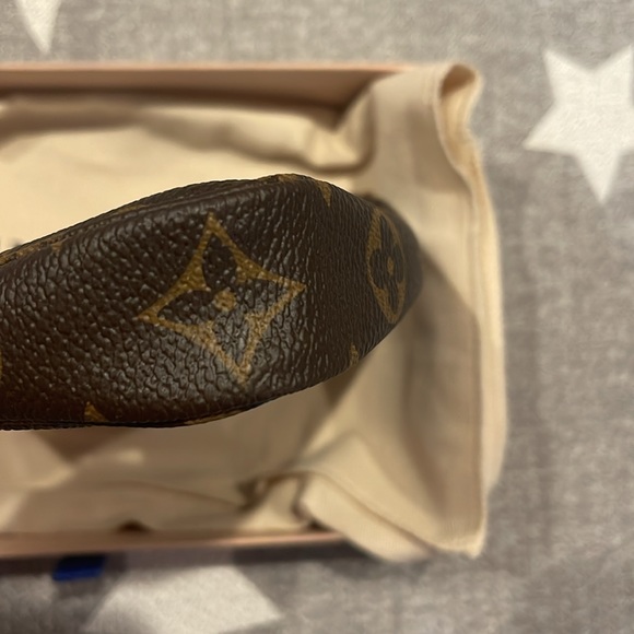 New Louis Vuitton mini pochette 2023 Xmas Edition - Picture 4 of 9